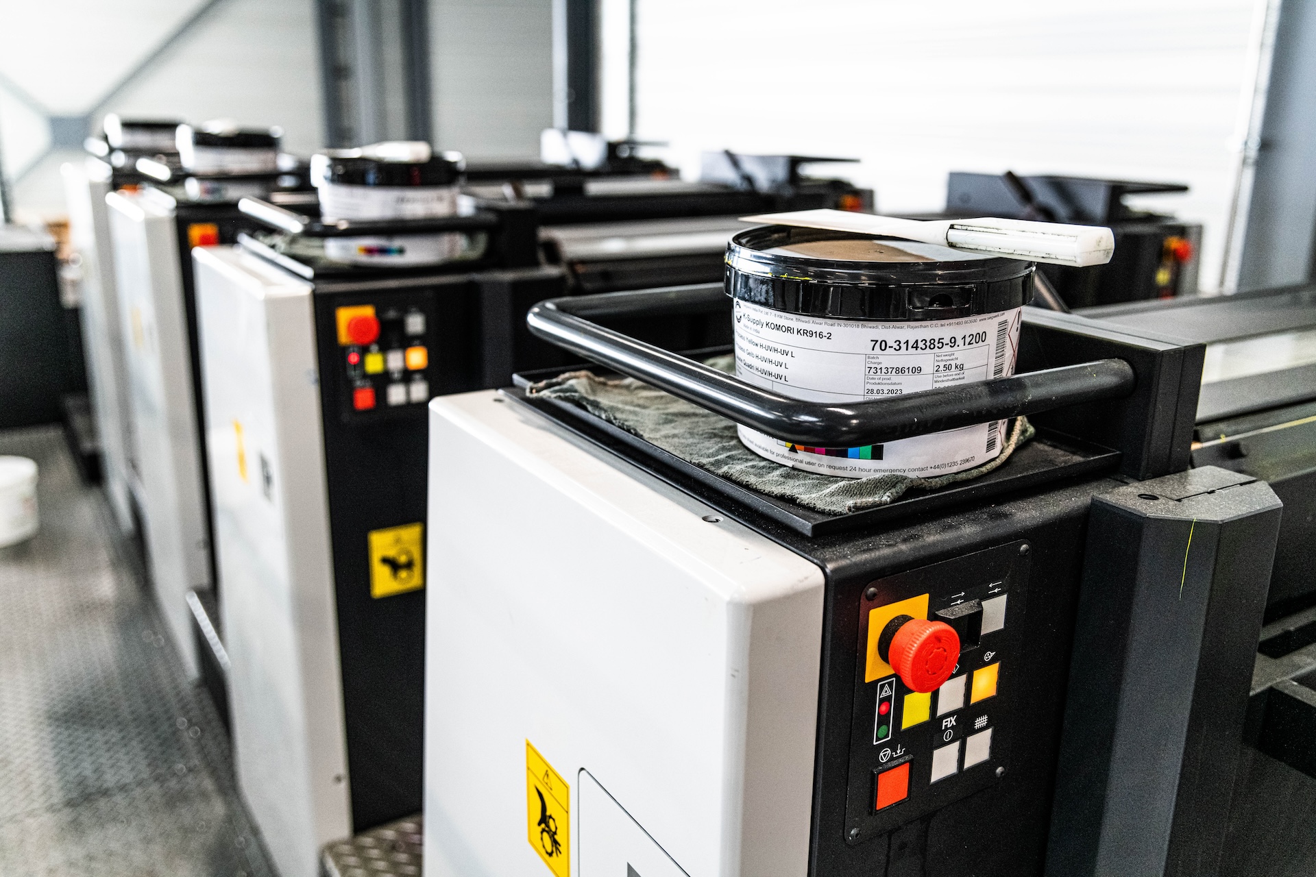 Pot de peinture pour imprimante HUV